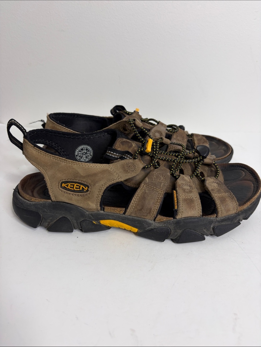 Keen Daytona Sandals Mens 11 Brown Leather Waterproof Hybrid Hiking Summer Fall